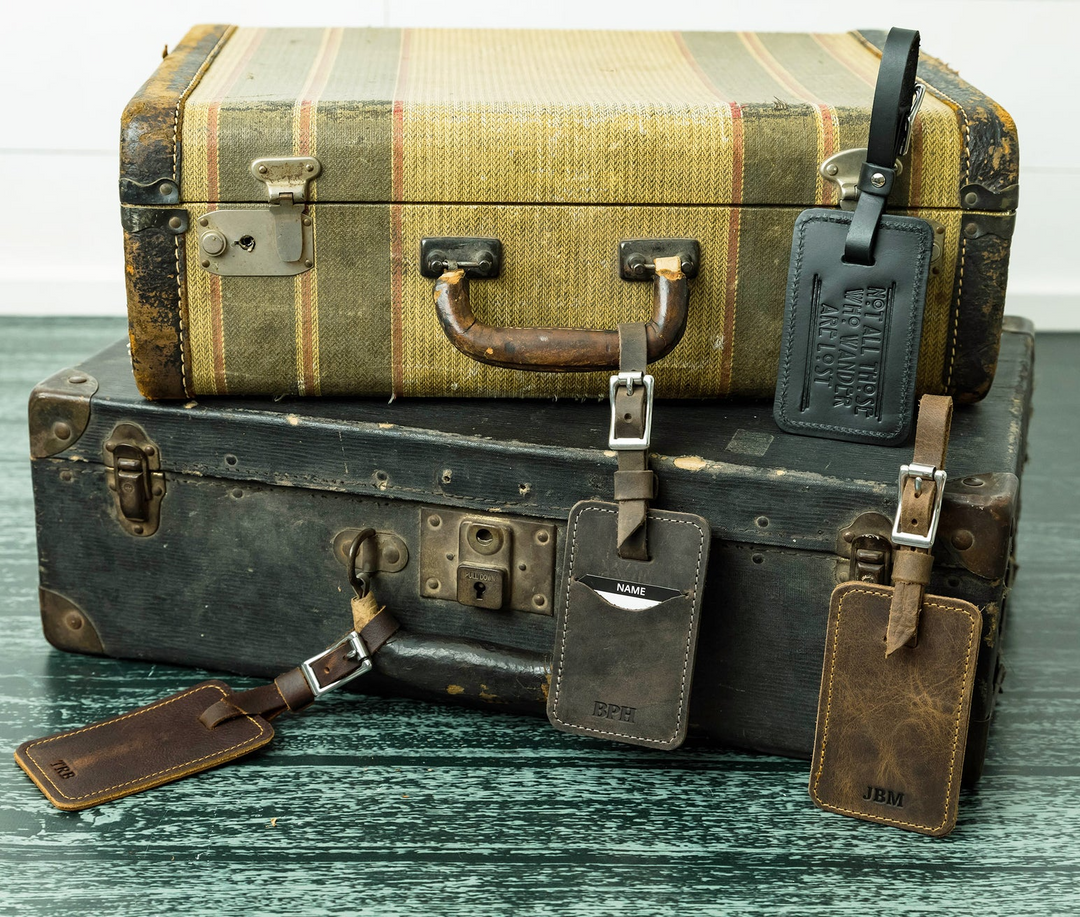 Should you put a tag on your luggage?