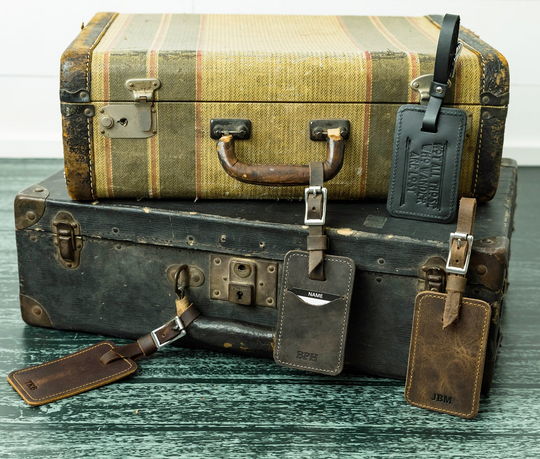 Should you put a tag on your luggage?