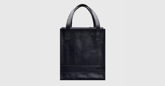 The history and evolution of the iconic women's leather tote bag