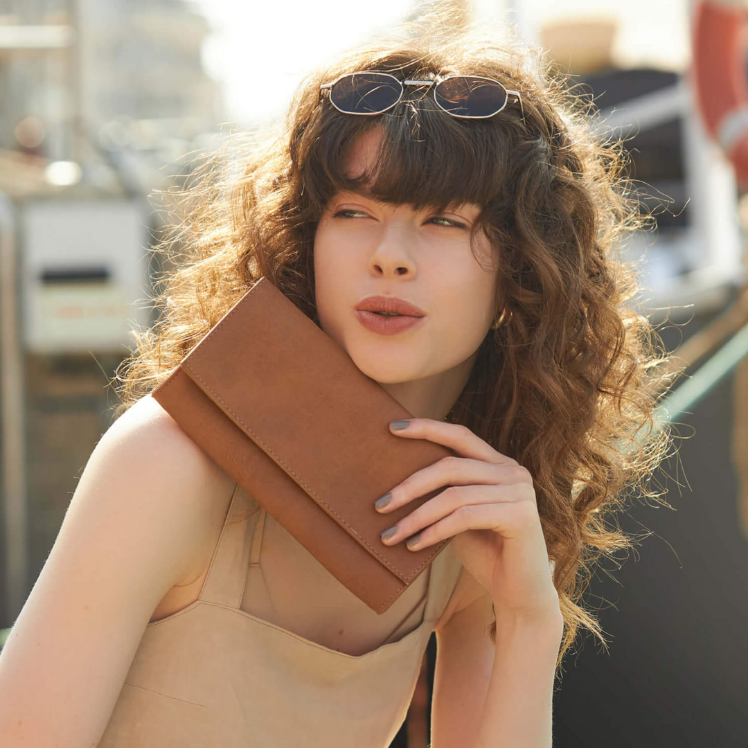 From wallet to work of art: the intersection of fashion and function in women’s leather wallets