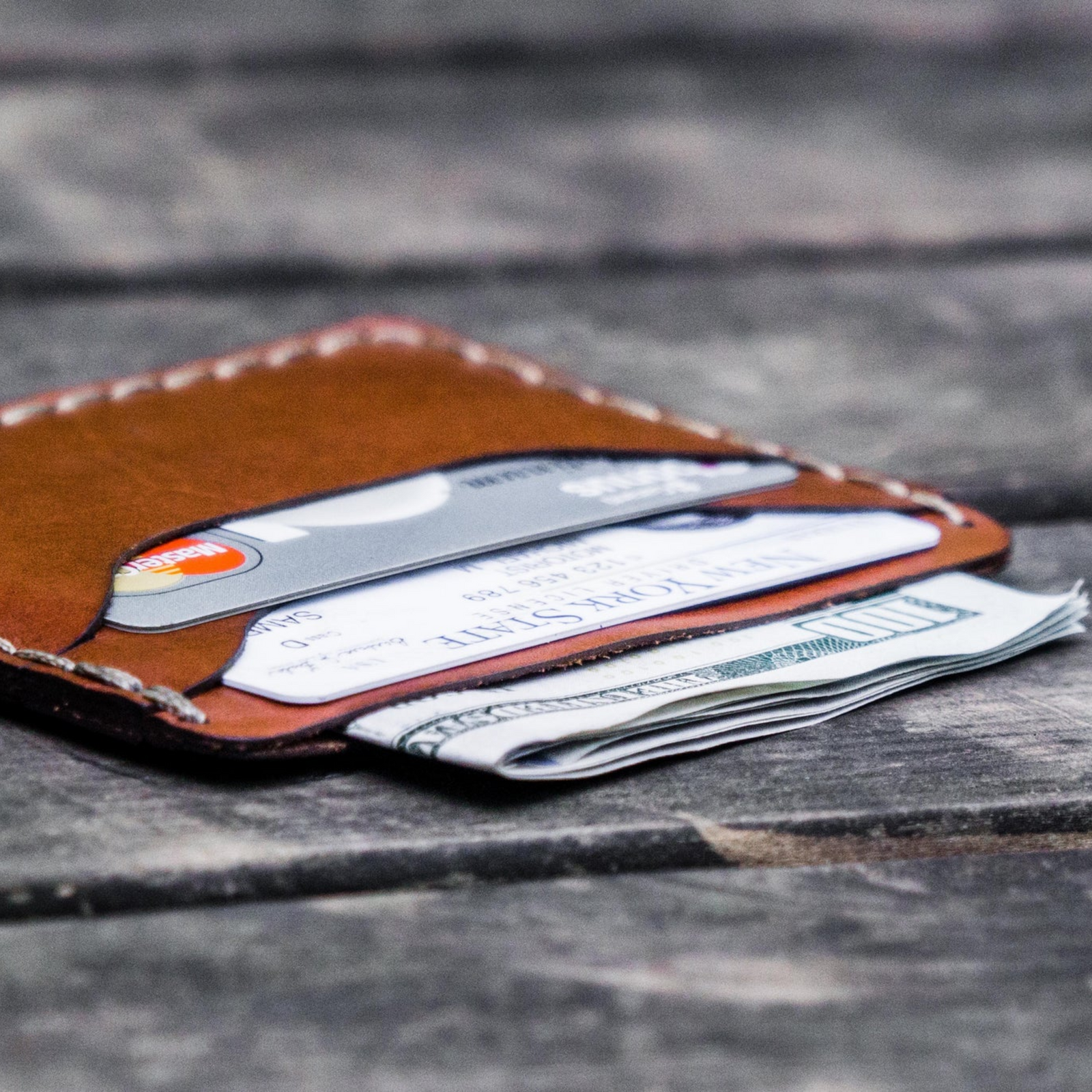 Crafting identity: how leather card holders reflect personal style and functionality in a digital age