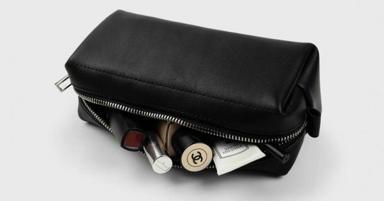 Benefits of leather cosmetic bags