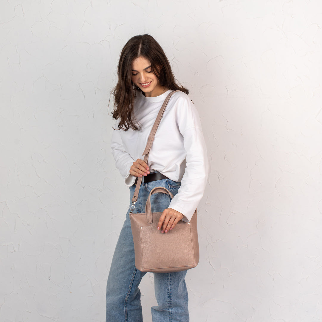 Woolly Beige pebbled - Leather Purse Backpack