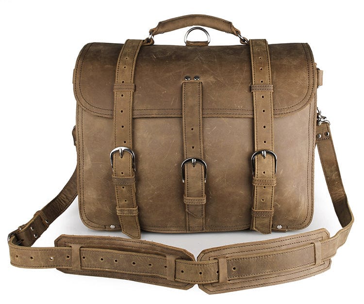 Timeless design high-quality leather messenger bag with vintage appeal