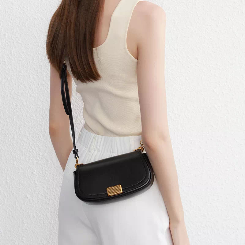 Reviews of women's small leather flap shoulder saddle bags