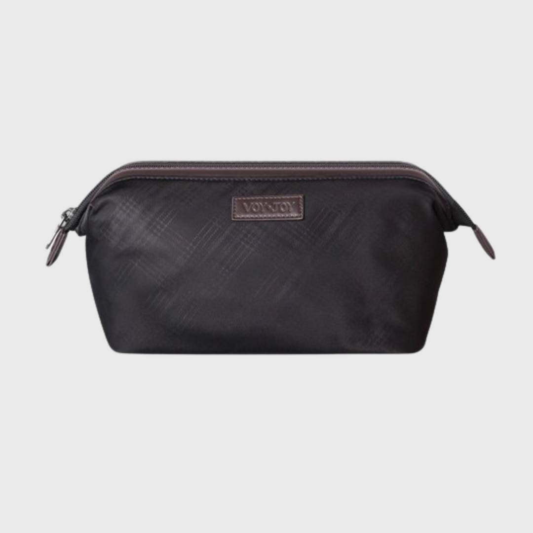Toiletry travel bag for men and women