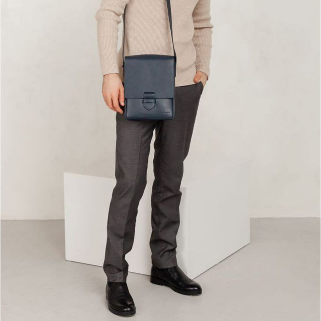 small mens leather messenger bag
