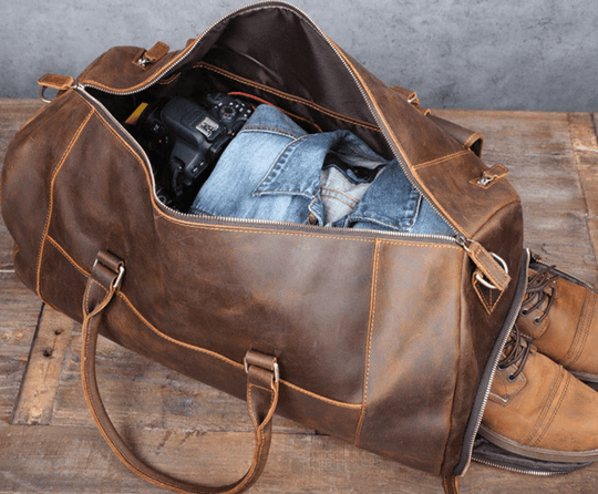 Chic and versatile brown leather travel crossbody