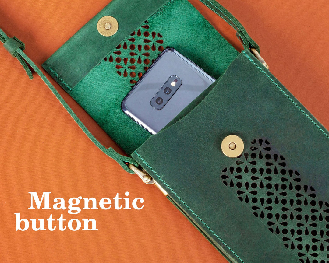 Leather Smartphone Crossbody Bag, iPhone Pouch