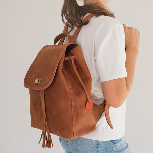 Handmade Leather Backpack for Women, City Leather Backpack, Minimalist Everyday Bag, Small Backpack for Girls