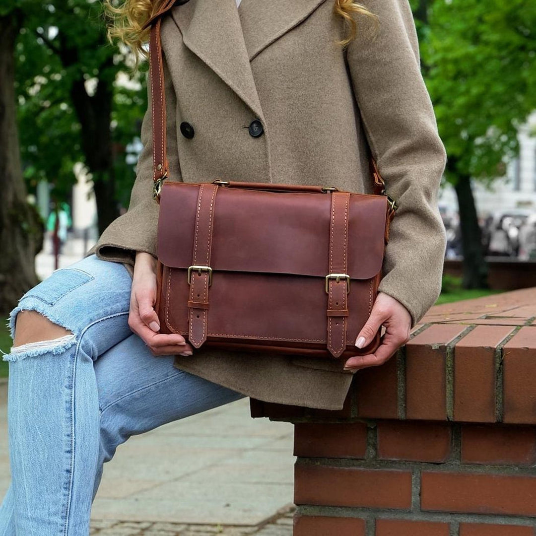 Unisex Briefcase with Strap, Leather Messenger Bag for Men or Women