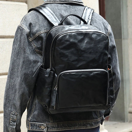 Commuter backpack in black vegetable leather for men