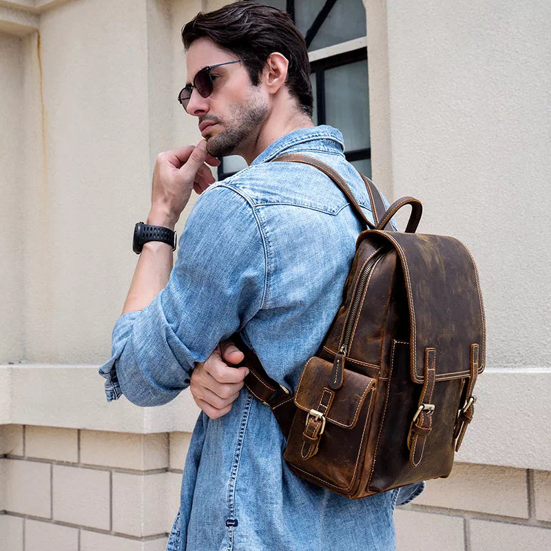 Men's vintage-style genuine leather backpack