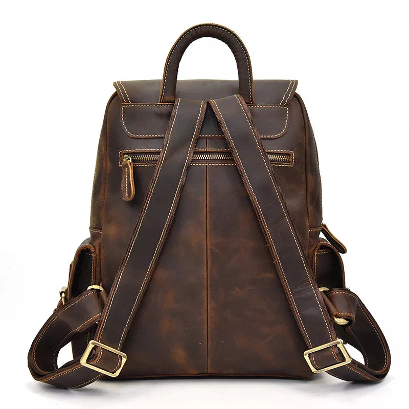 Men's retro-inspired genuine leather backpack