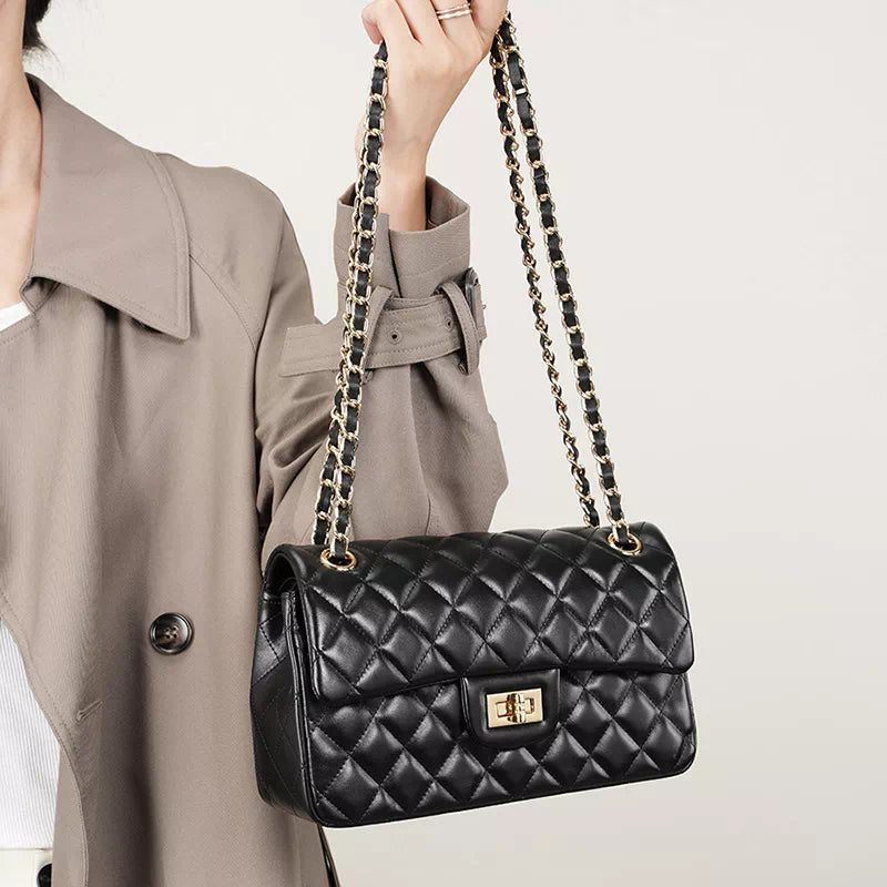 Top-rated designers for stylish classic leather shoulder bags with chains