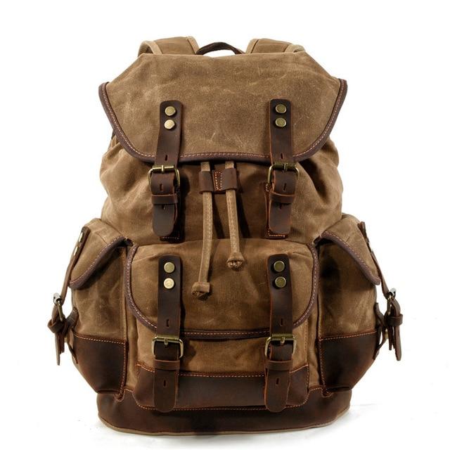 Water-resistant canvas leather daypack with string closure 20 to 35 liters