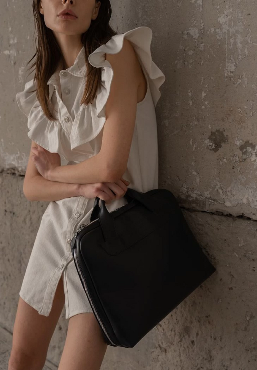 Premium Leather Briefcase – Stylish Business Essential - Leather Purse Backpack