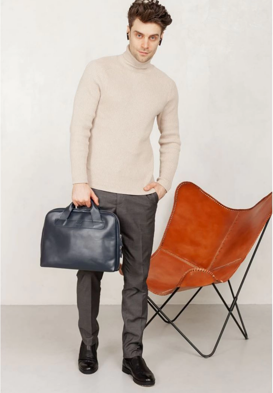 Premium Leather Briefcase – Stylish Business Essential - Leather Purse Backpack