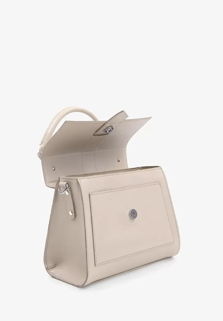 Stylish Women's Classic Leather Bag – Perfect for Work and City Life - Leather Purse Backpack