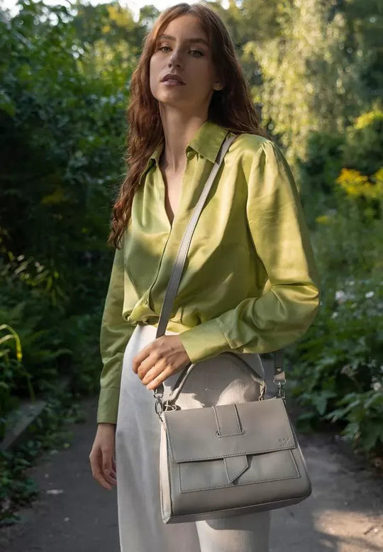 Stylish Women's Classic Leather Bag – Perfect for Work and City Life - Leather Purse Backpack