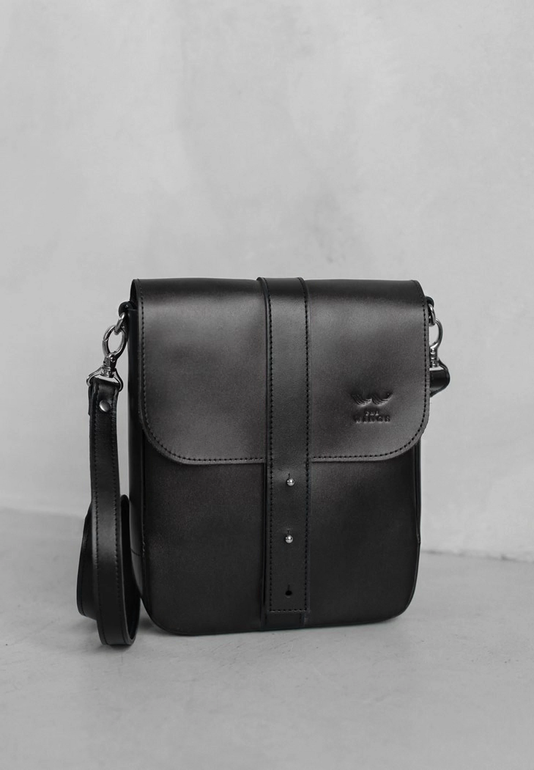 Small Crossbody Leather Bag for Men – Sleek and Functional - Leather Purse Backpack