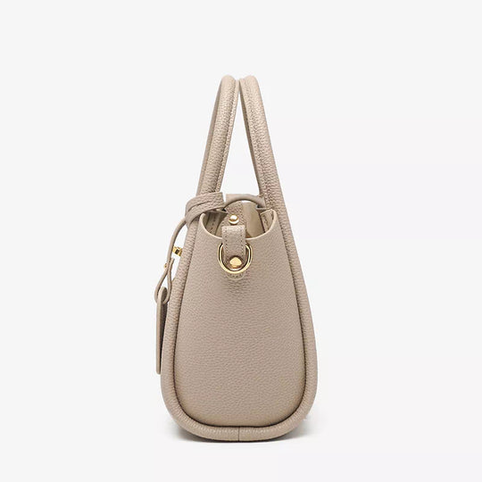 Fashionable ladies' satchel with timeless style